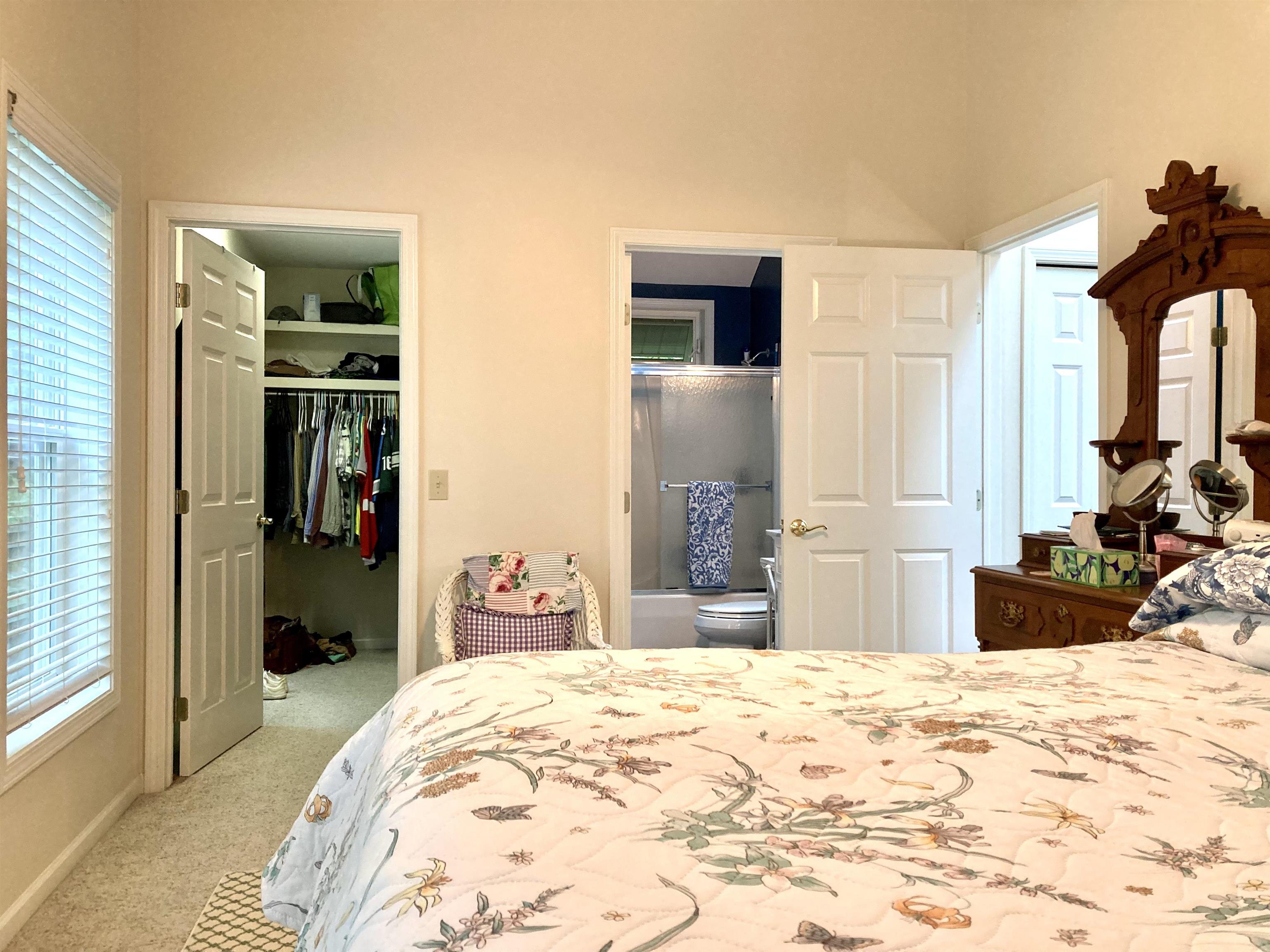 8715 South Dunns Farm Road Maple City, MI 49664 - Photo 19 of 38 1915516-18.JPG