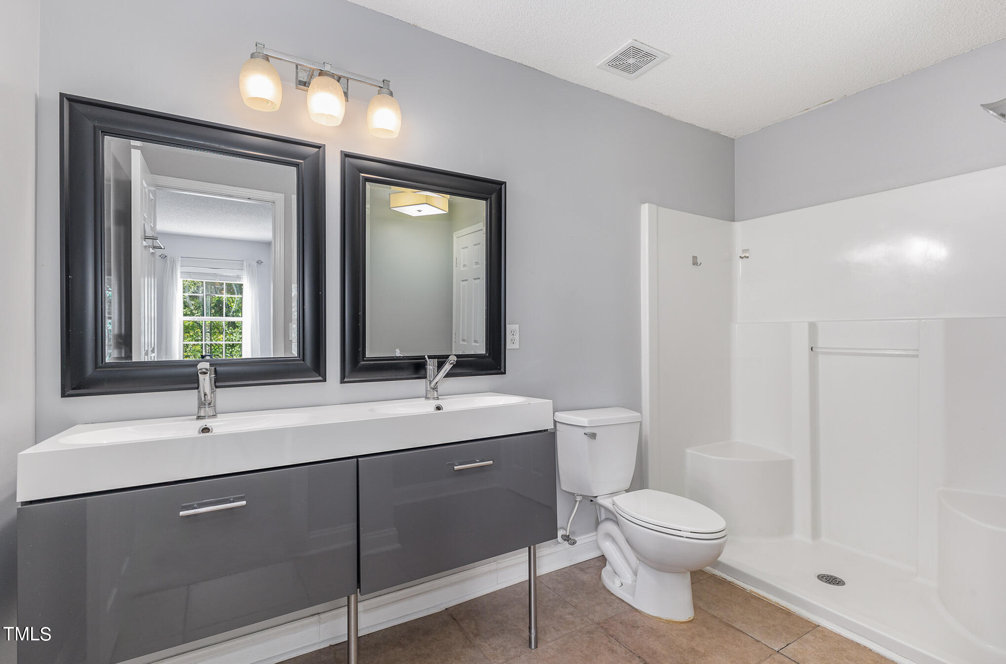 8814 Elizabeth Bennet Place Raleigh, NC 27616 - Photo 18 of 28 019_cy1a1729-edit