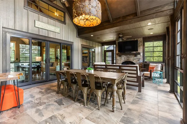 $1,449,900 | 382 Hideaway Cv Drive, Seneca, SC 29672