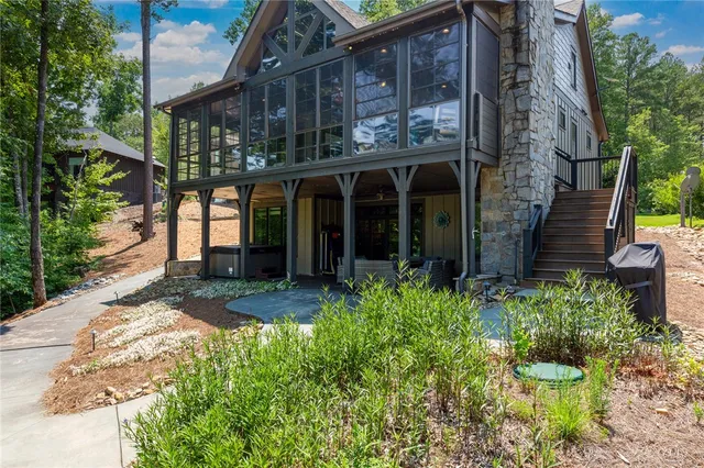 $1,449,900 | 382 Hideaway Cv Drive, Seneca, SC 29672