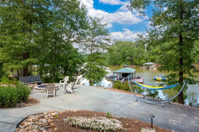 $1,449,900 | 382 Hideaway Cv Drive, Seneca, SC 29672