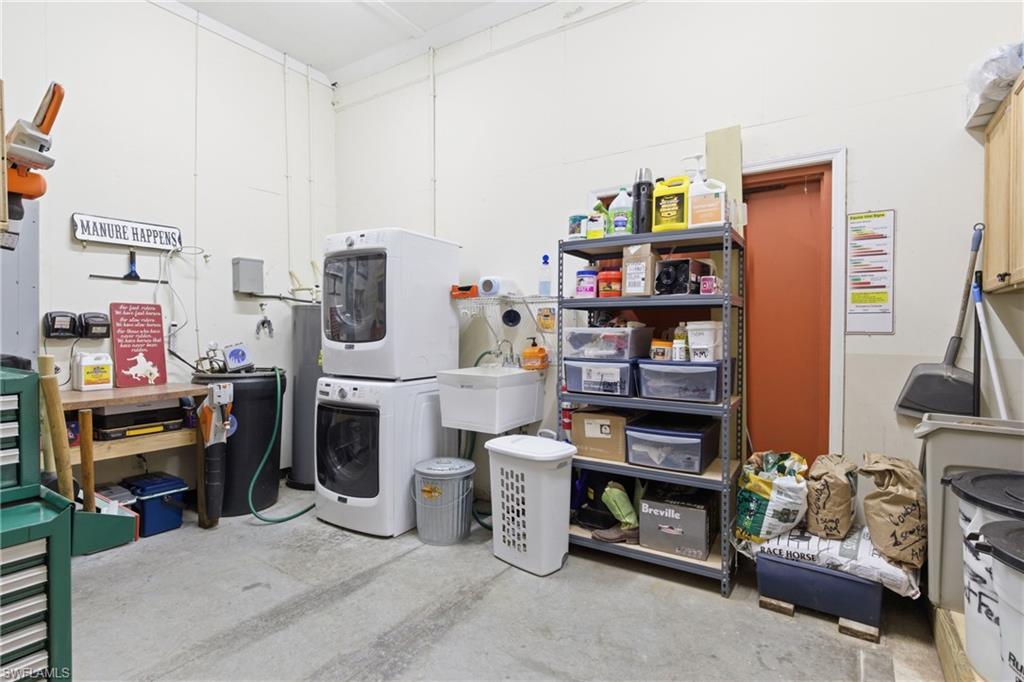 3800 Staley Road Fort Myers, FL 33905 - Photo 18 of 50 a room with furniture and a flat screen tv