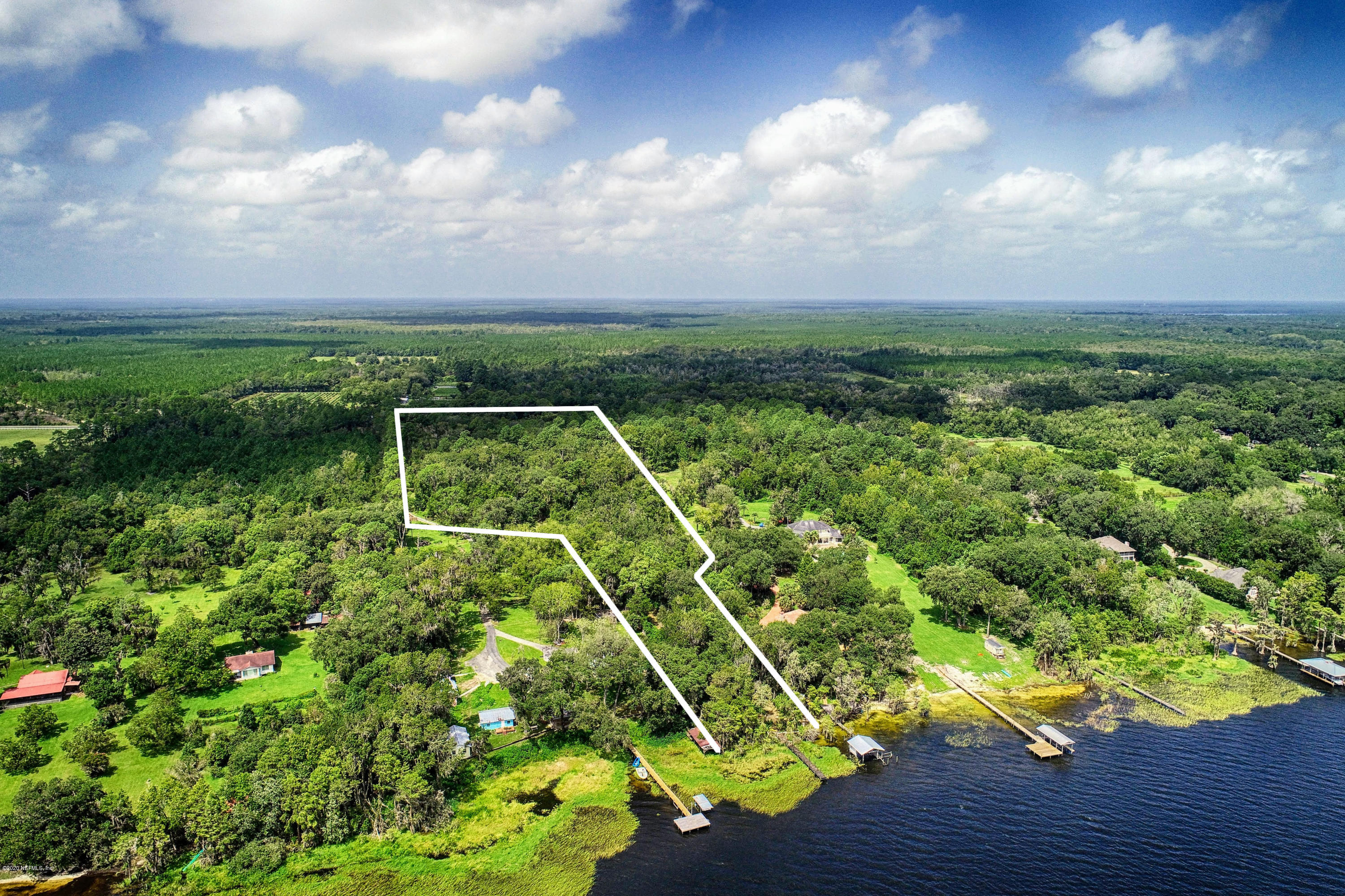9511 Co Road Earleton, FL 32631 - Photo 3 of 14 3