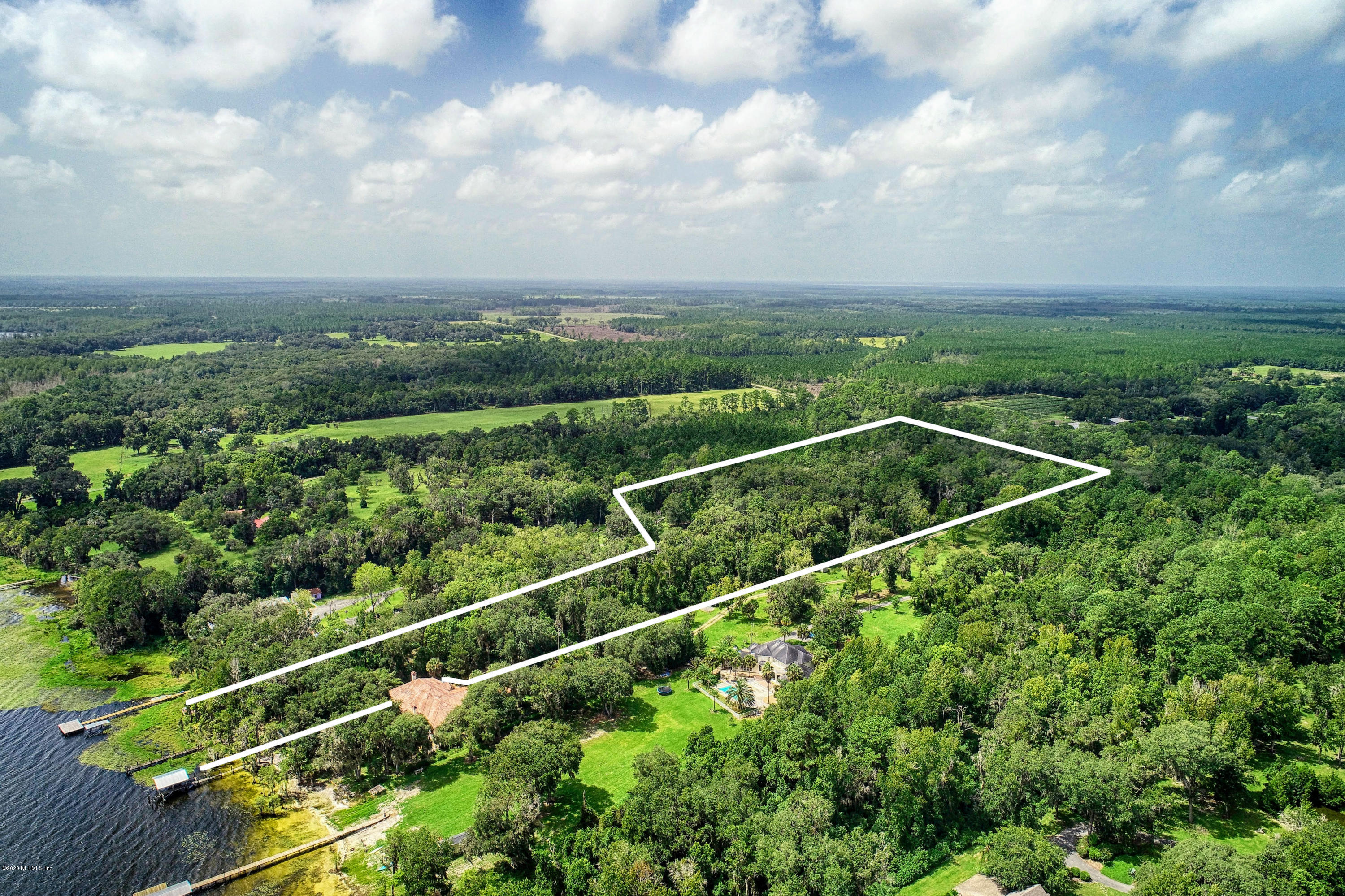 9511 Co Road Earleton, FL 32631 - Photo 7 of 14 7 (3)