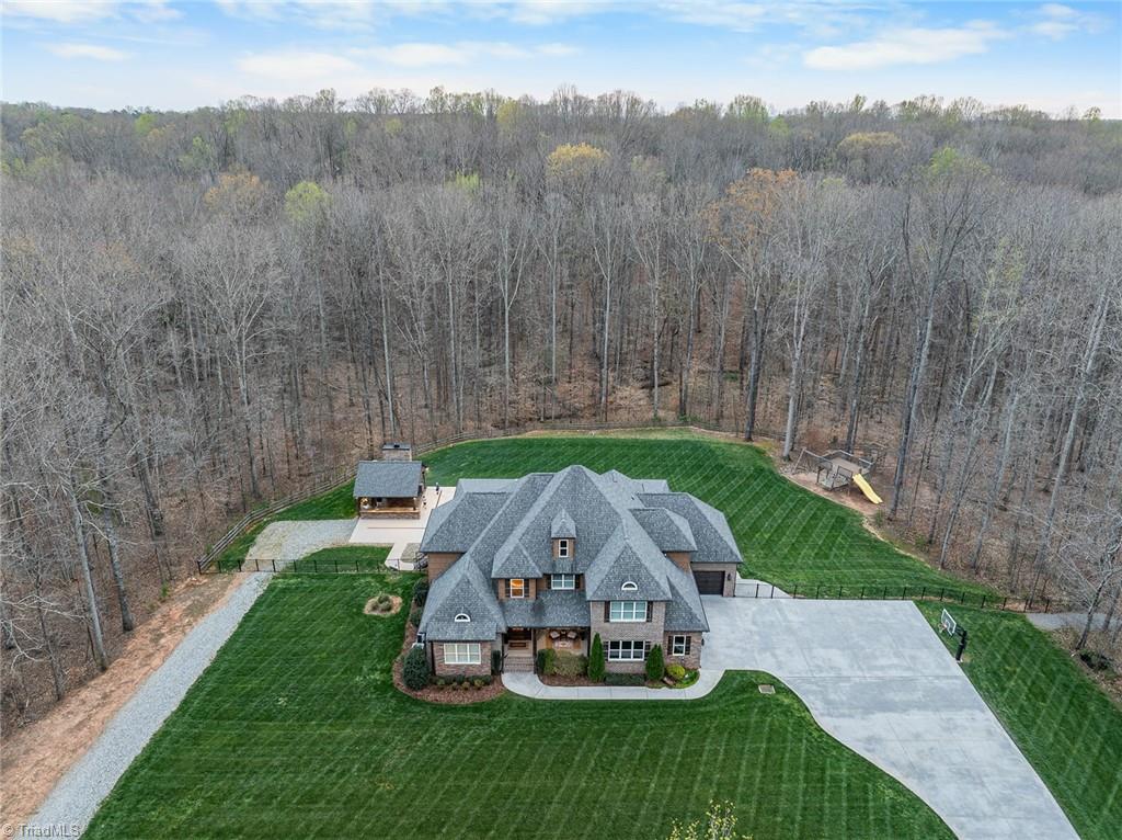 333 Punkin Ridge Lane Winston-Salem, NC 27107 - Photo 3 of 50