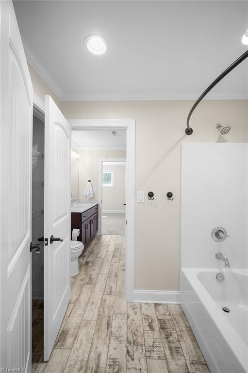 333 Punkin Ridge Lane Winston-Salem, NC 27107 - Photo 35 of 50 Upstairs bathroom