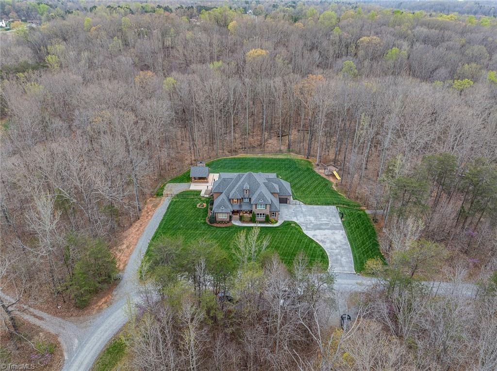 333 Punkin Ridge Lane Winston-Salem, NC 27107 - Photo 4 of 50