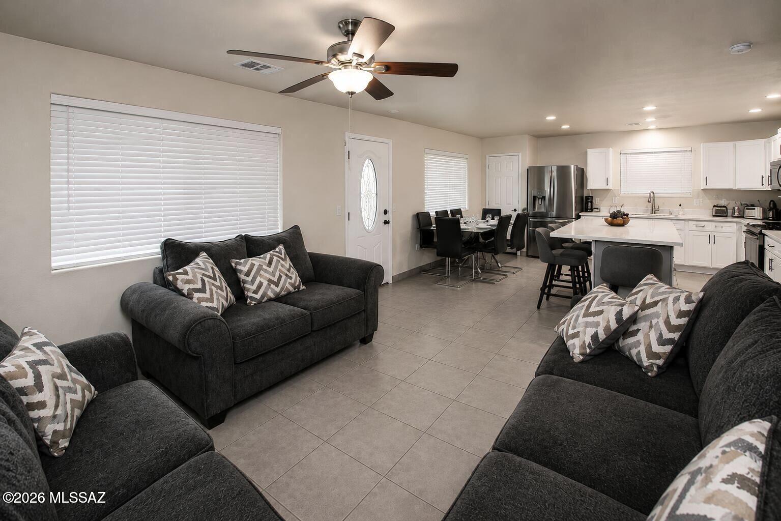27 West 34th Street Tucson, AZ 85713 - Photo 10 of 23