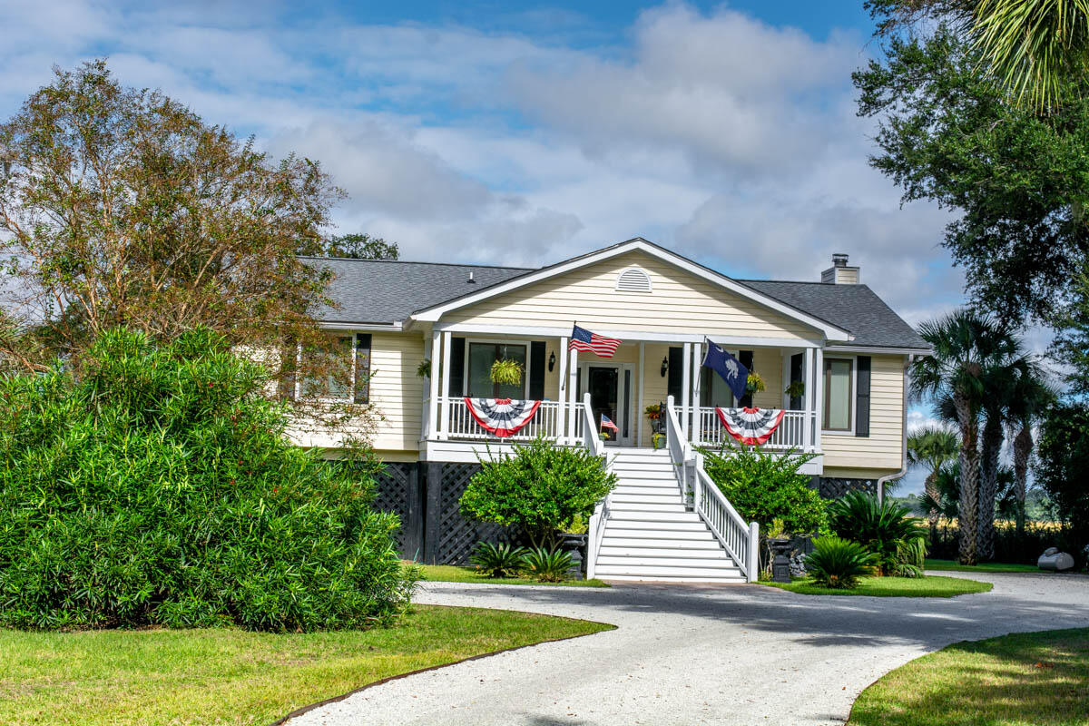 8887 Palmetto Road Edisto Island, SC 29438 - Photo 2 of 54 _DSC1983