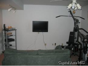 394 Cravens Road Springfield, IL 62712 - Photo 8 of 9