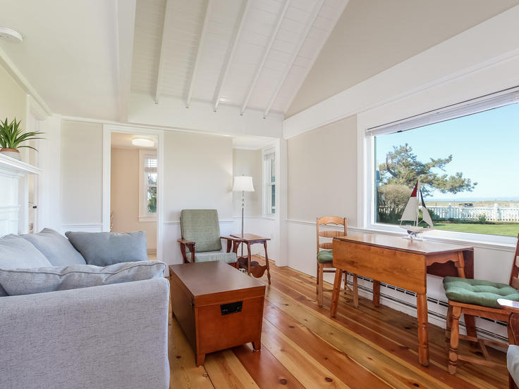 618 Shore Road, Unit 2 Truro, MA 02666 - Photo 2 of 19 20180511173659745685000000-o