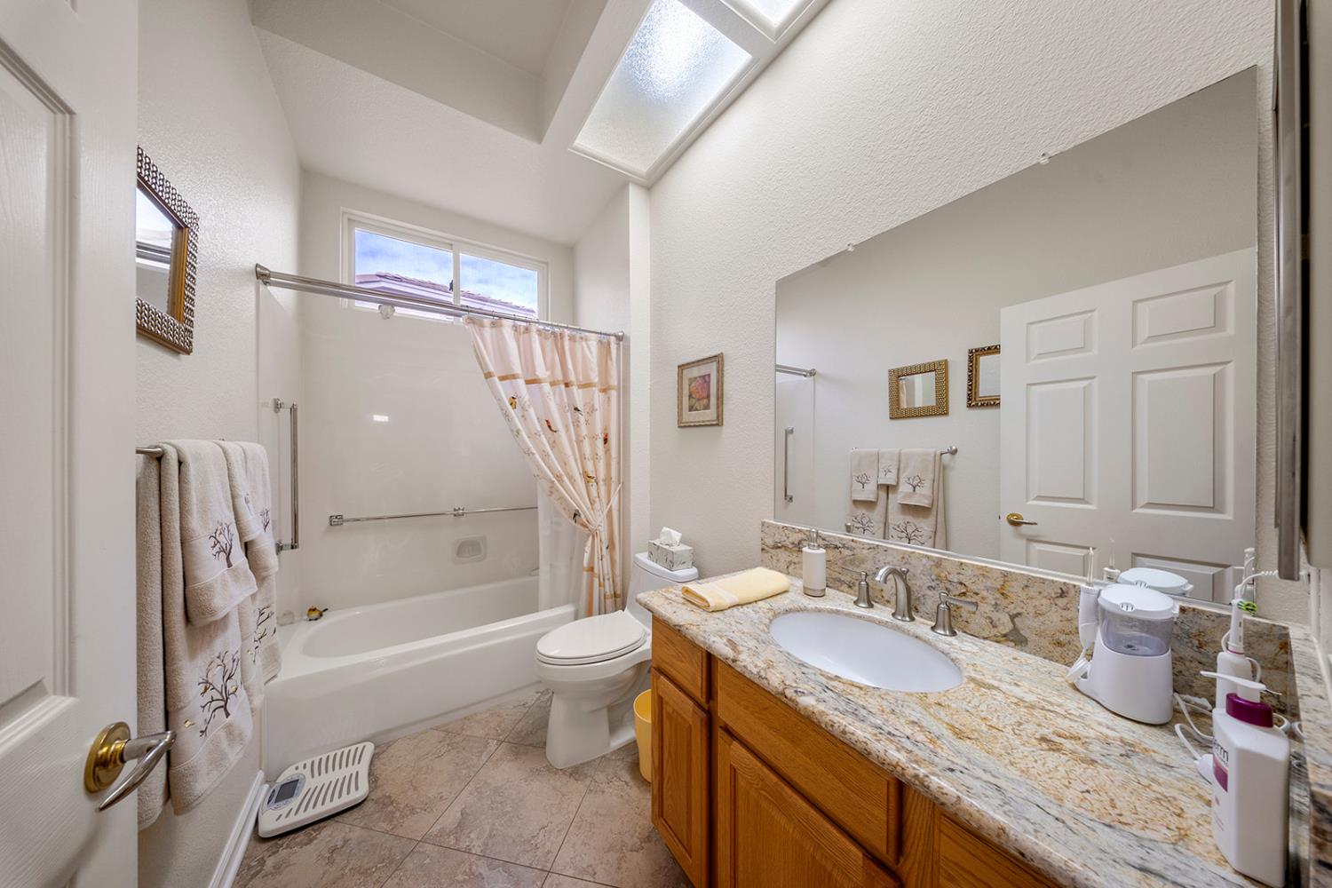 300 Cope Ridge Court Roseville, CA 95747 - Photo 14 of 33