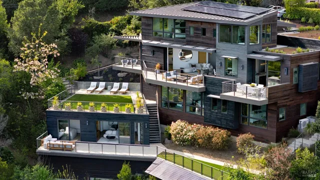 $9,750,000 | 2 Upper Alcatraz Place, Mill Valley, CA 94941