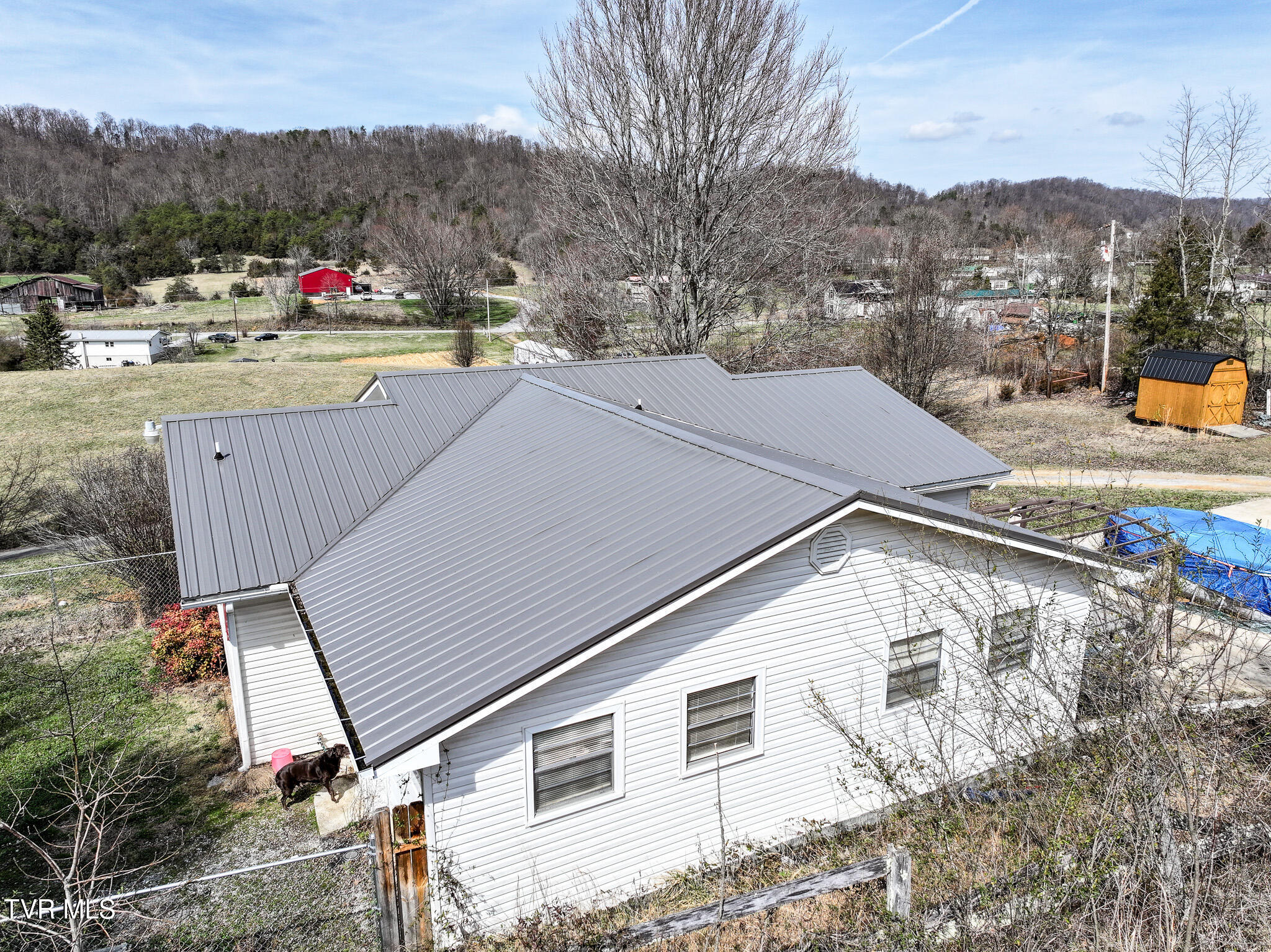 119 Mccartt Loop Chuckey, TN 37641 - Photo 33 of 49 33