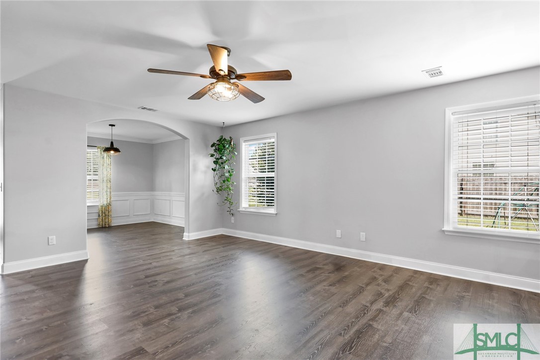 104 Laurel Lane Guyton, GA 31312 - Photo 11 of 47 Living room looking toward dining room.