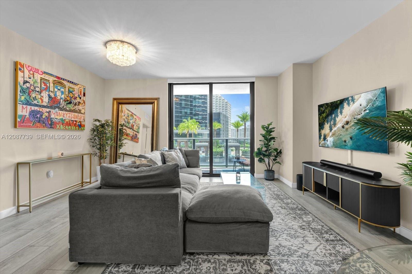 45 Southwest 9th Street, Unit 1002 Miami, FL 33130 - Photo 4 of 25 Gallery Image 4