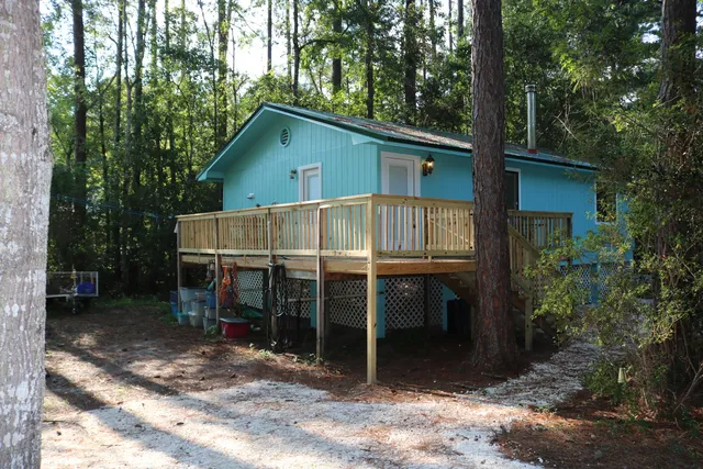a view of house with outdoor space