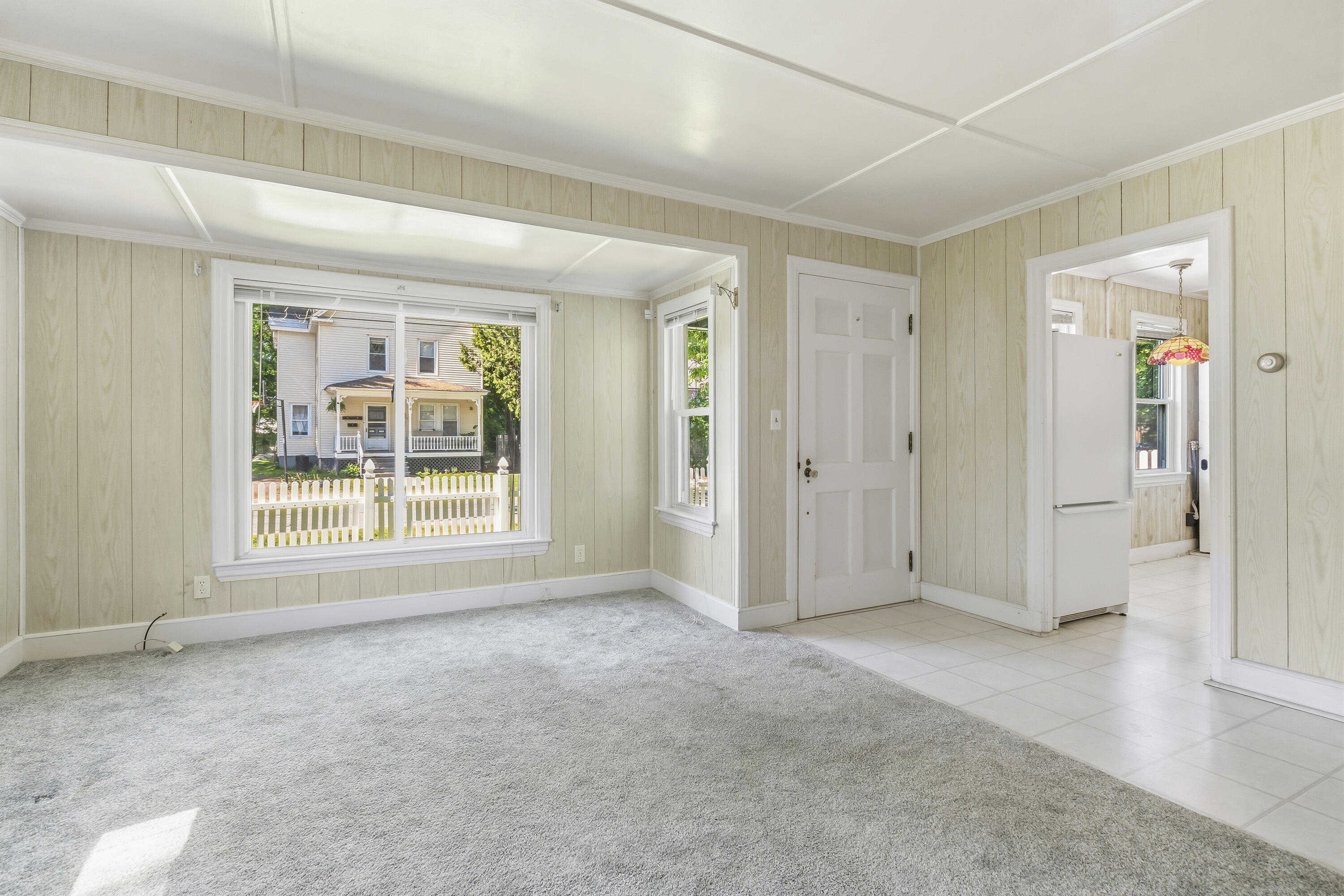 27 Edgemont Avenue Waterville, ME 04901 - Photo 4 of 53 27 Edgemont Avenue, Waterville