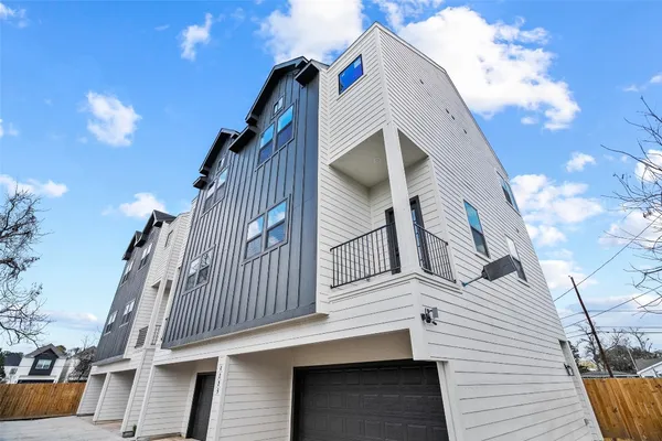 $2,000 | 4205 Allston Street, Unit B, Houston, TX 77018