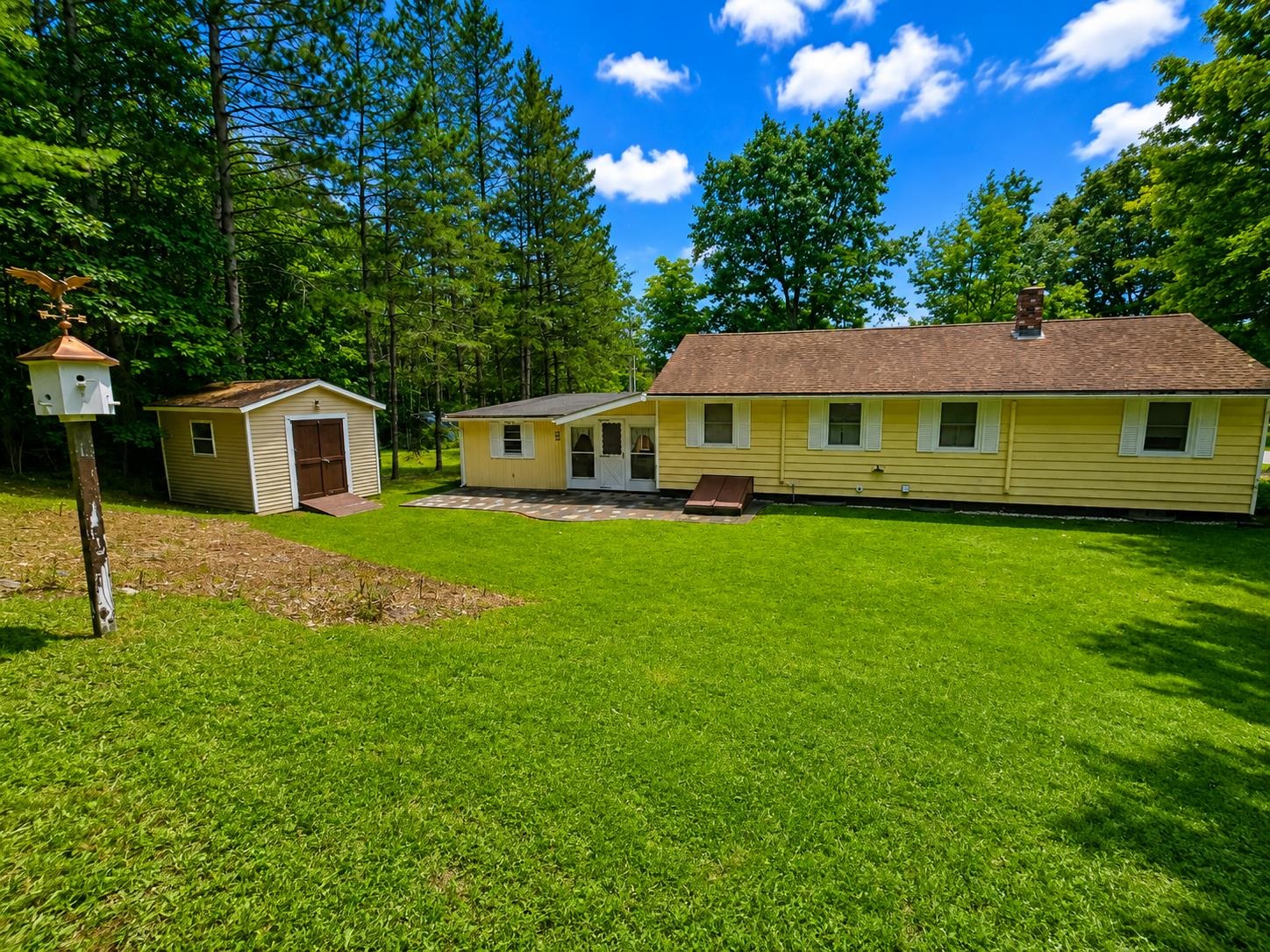 41 Gilbert Street Newport, VT 05855 - Photo 3 of 36 Gallery Image 3