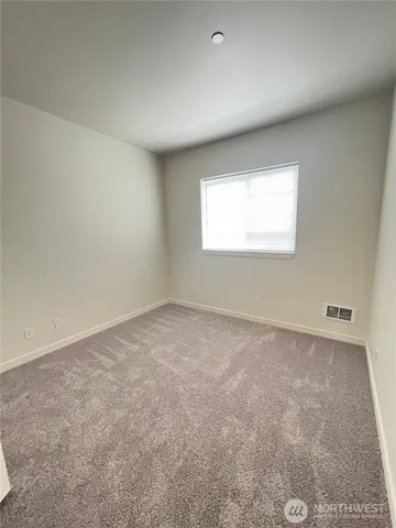 $1,550 | 510 West Casino Road, Unit 12, Everett, WA 98204