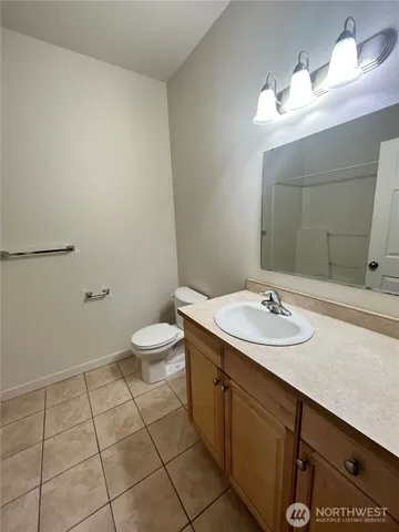 $1,550 | 510 West Casino Road, Unit 12, Everett, WA 98204