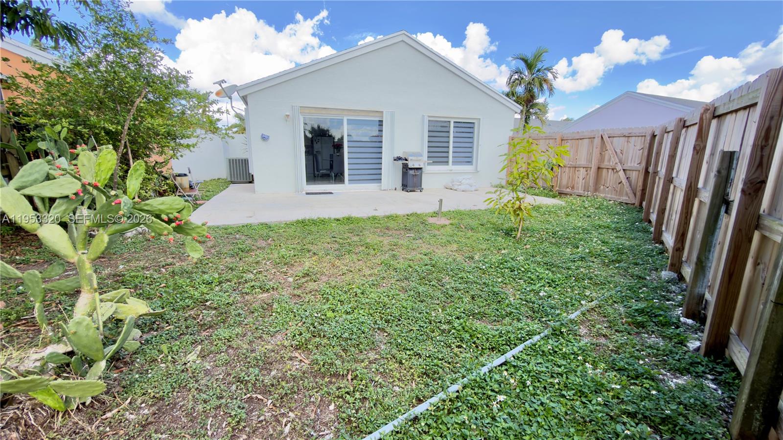 7220 Southwest 149th Court Miami, FL 33193 - Photo 33 of 38