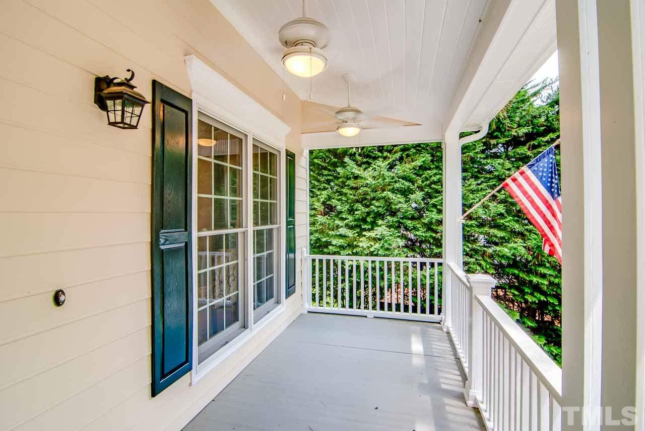 4 Bay Ridge Court Durham, NC 27707 - Photo 3 of 25 Gallery Image 3