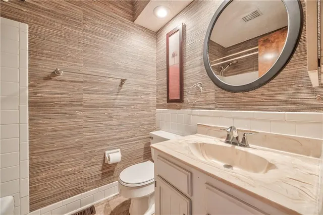 $349,900 | 16513 West 133rd Street, Olathe, KS 66062