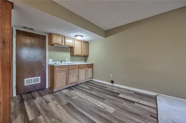 $349,900 | 16513 West 133rd Street, Olathe, KS 66062