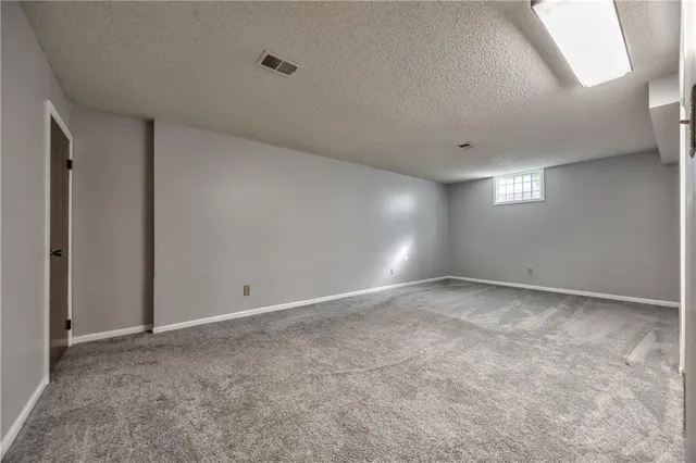 $349,900 | 16513 West 133rd Street, Olathe, KS 66062