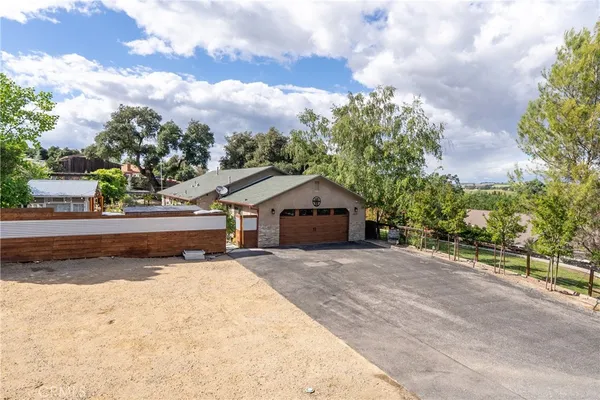 $915,000 | 4010 Traffic Way, Atascadero, CA 93422