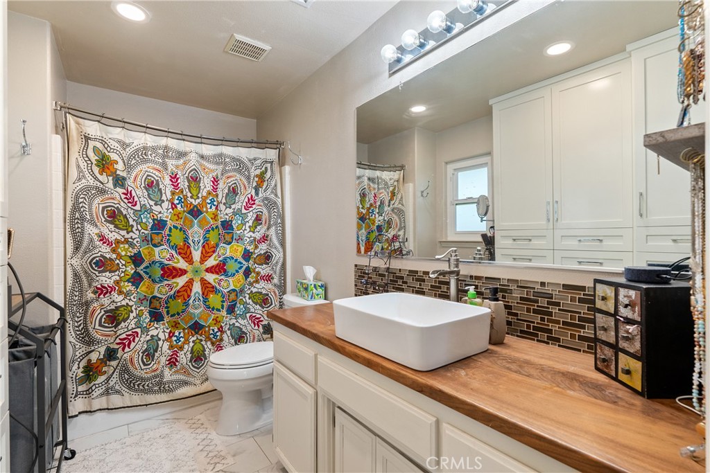 4010 Traffic Way Atascadero, CA 93422 - Photo 28 of 56 Primary ensuite features a stunning walnut countertop