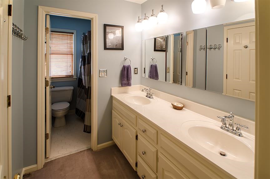 235 English Oak Road Simpsonville, SC 29681 - Photo 19 of 32 Gallery Image 19