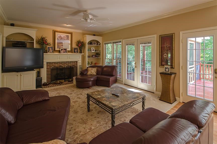 235 English Oak Road Simpsonville, SC 29681 - Photo 9 of 32 Gallery Image 9