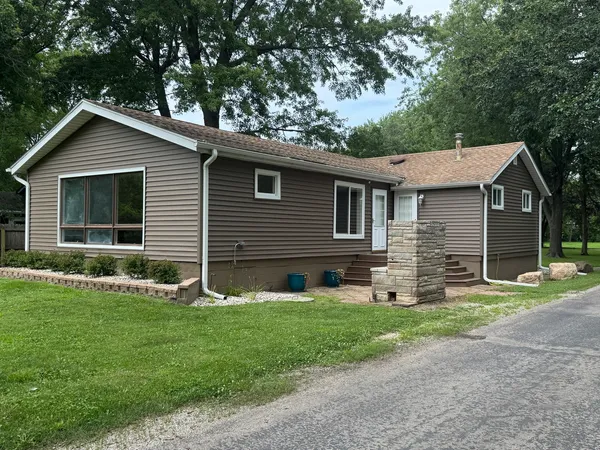 $389,900 | 28542 Walleye Lane, Wilmington, IL 60481
