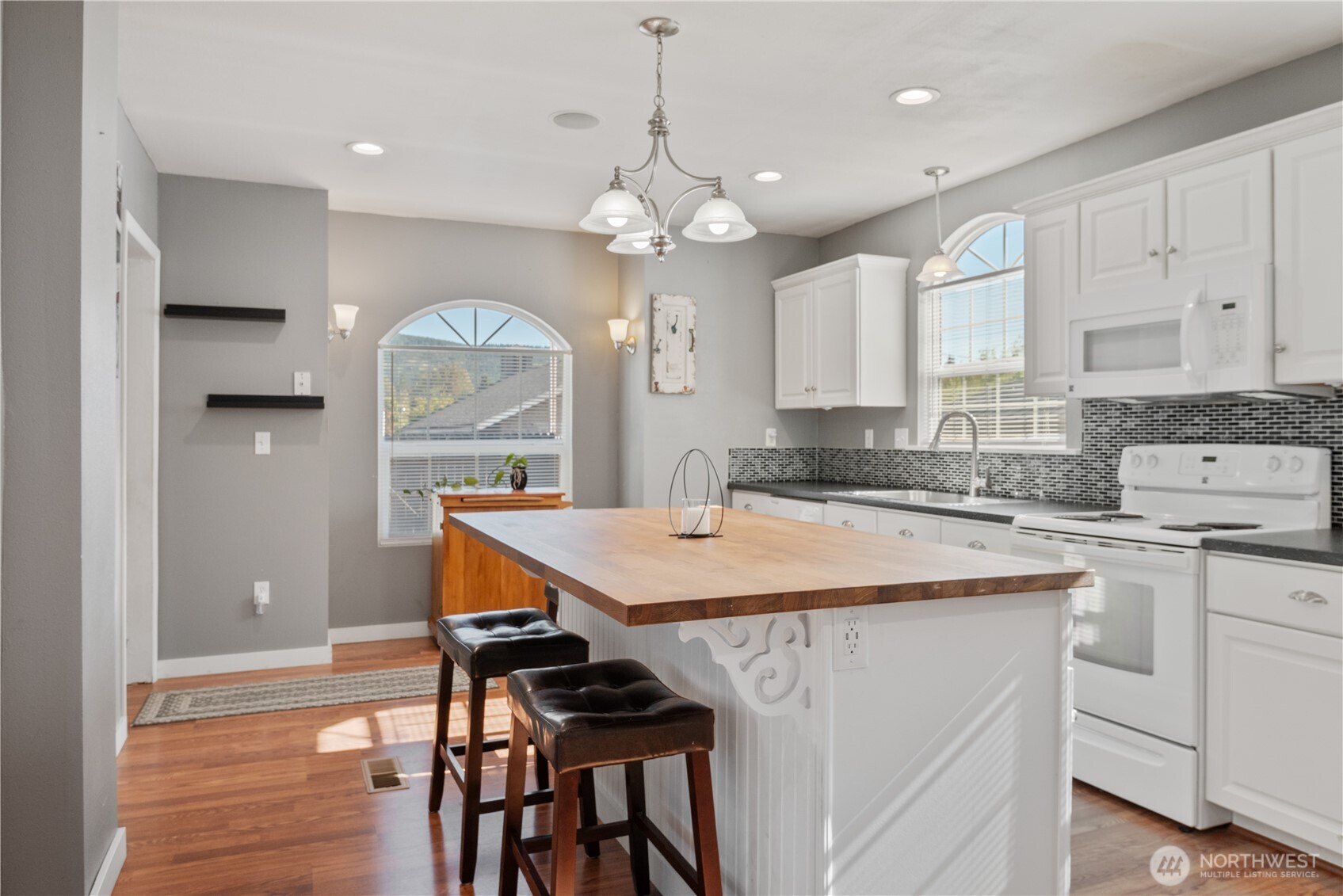 1 D Street Southwest Castle Rock, WA 98611 - Photo 11 of 40