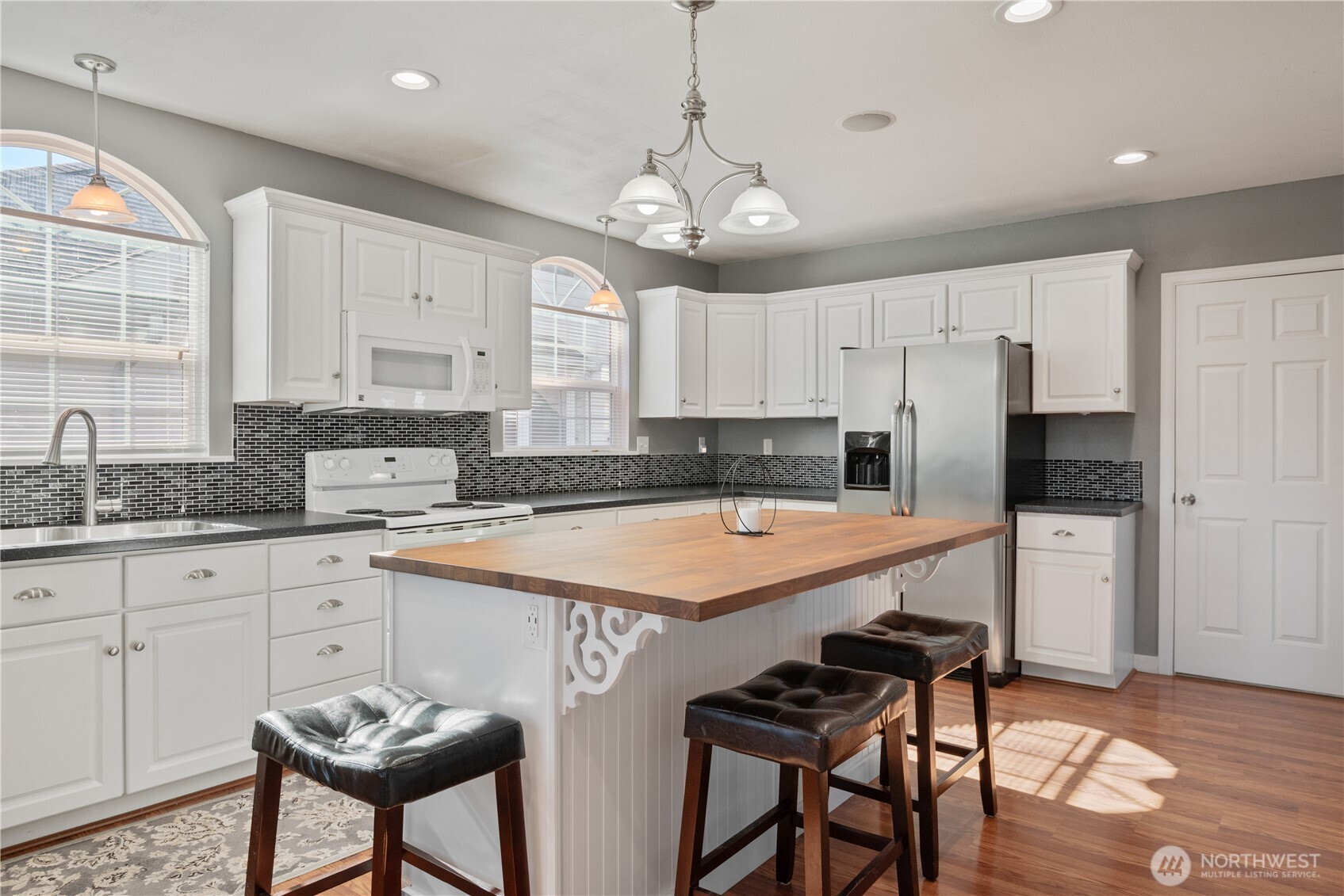 1 D Street Southwest Castle Rock, WA 98611 - Photo 12 of 40