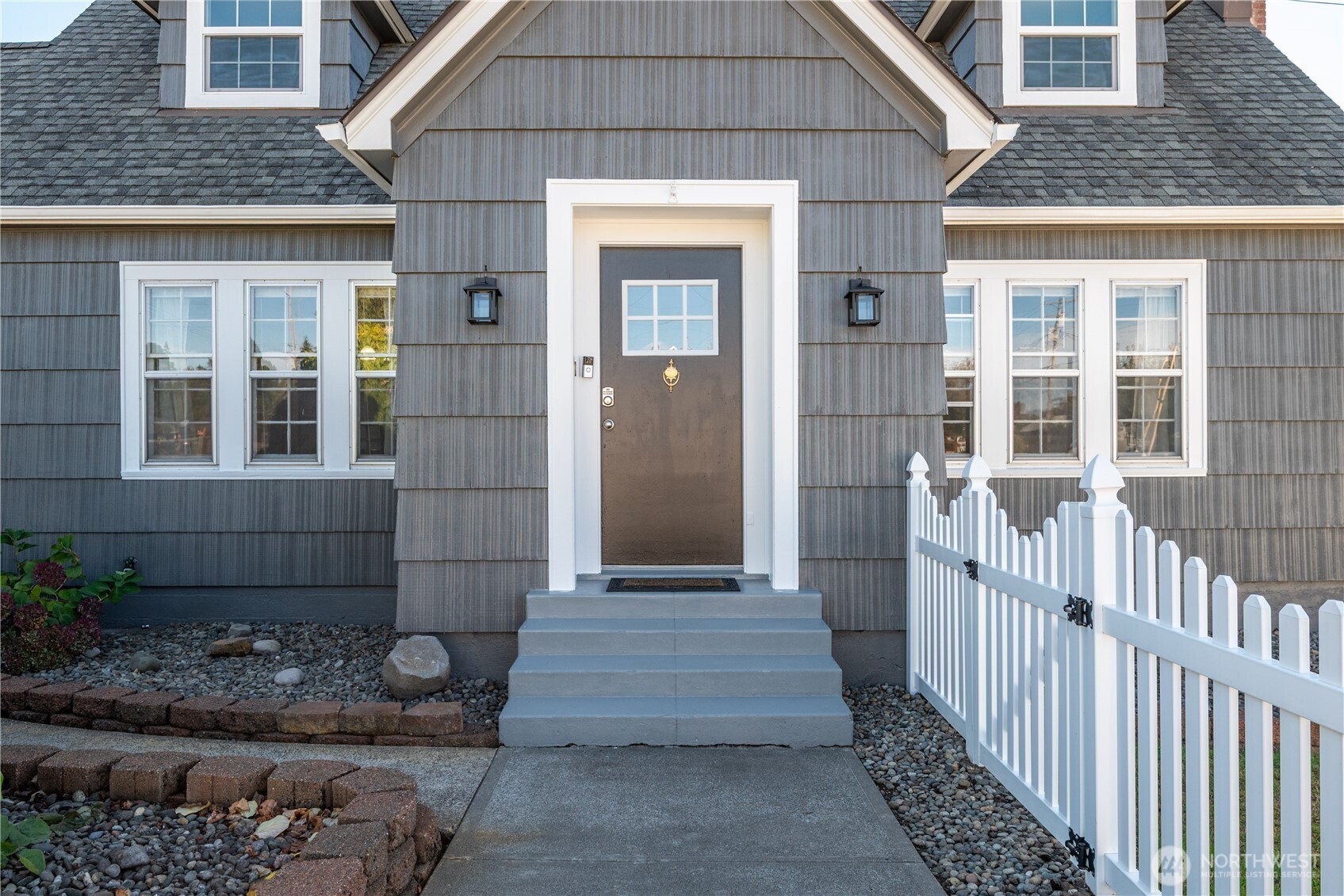 1 D Street Southwest Castle Rock, WA 98611 - Photo 4 of 40