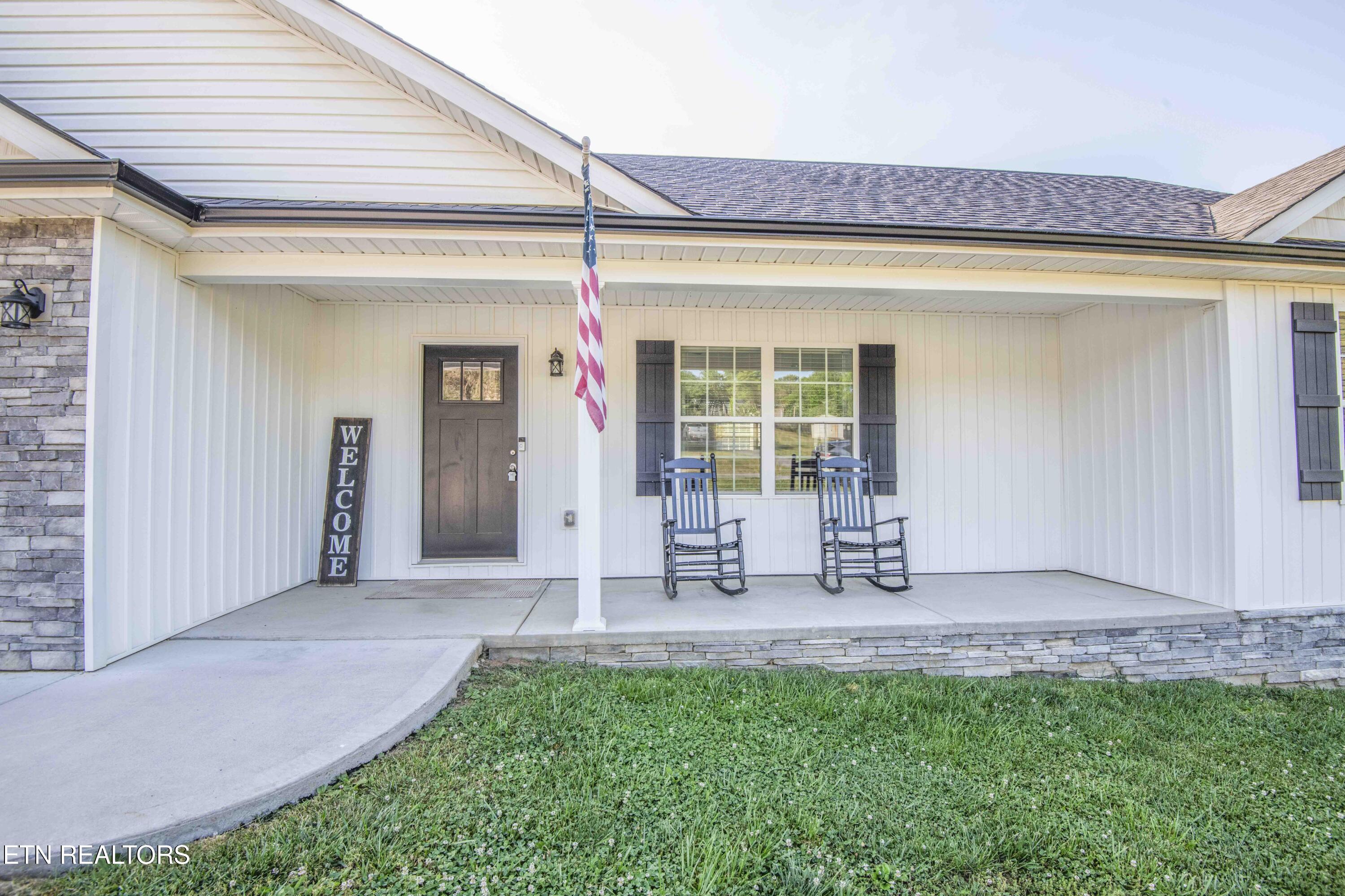 103 Scenic View Drive Corryton, TN 37721 - Photo 4 of 39 exterior 1_1