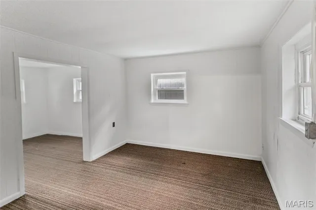 $195,000 | 114-112 Andrew Avenue, Jerseyville, IL 62052