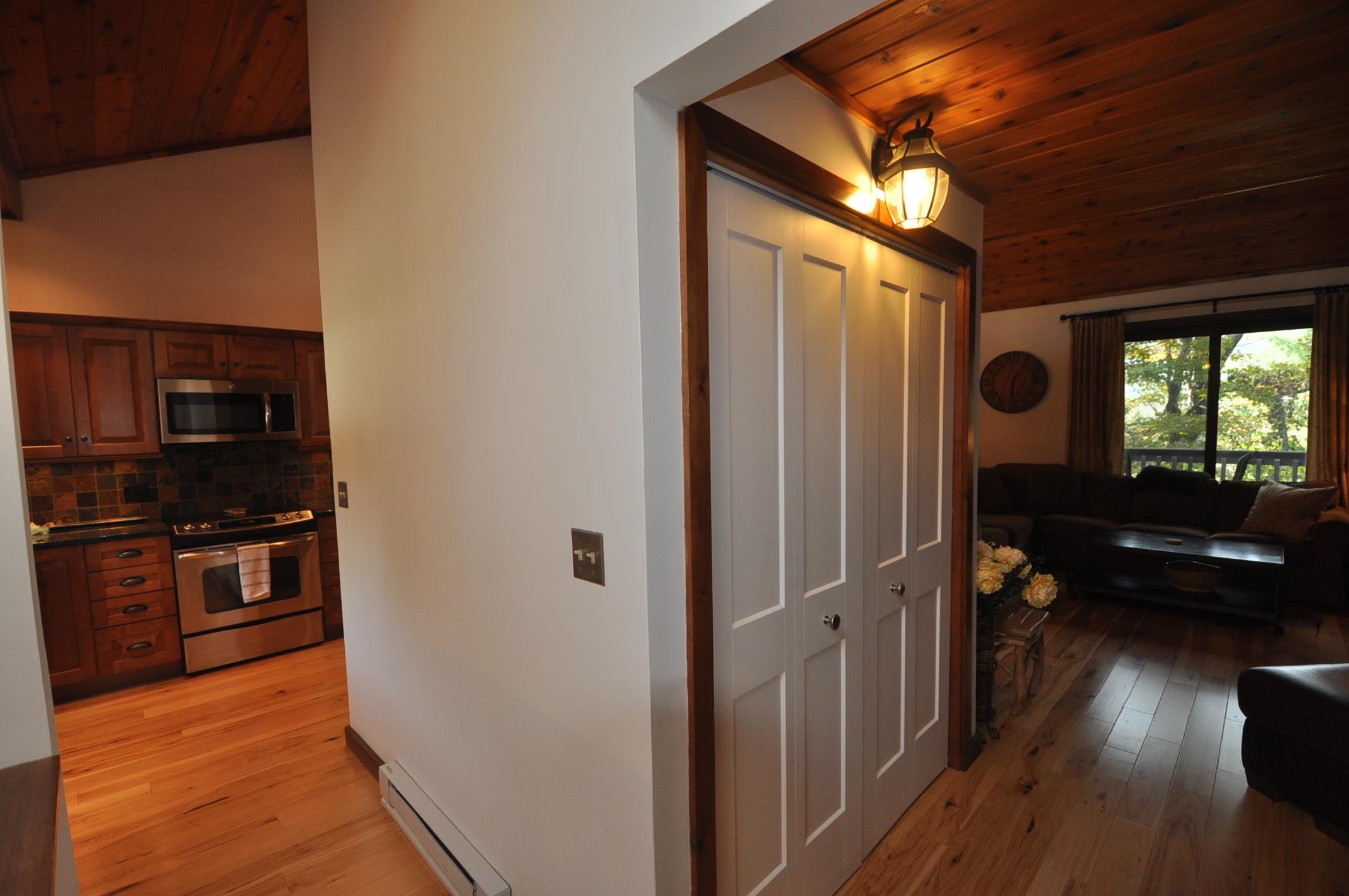 55 Murray Hill Woods Road, Unit 49 Manchester, VT 05255 - Photo 10 of 57