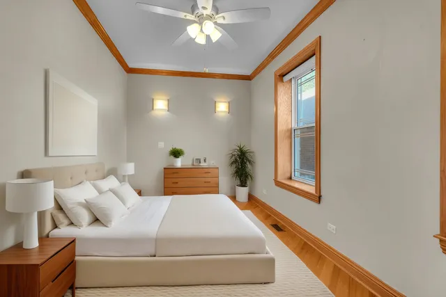 $295,800 | 7223 North Oakley Avenue, Unit 1E, Chicago, IL 60645