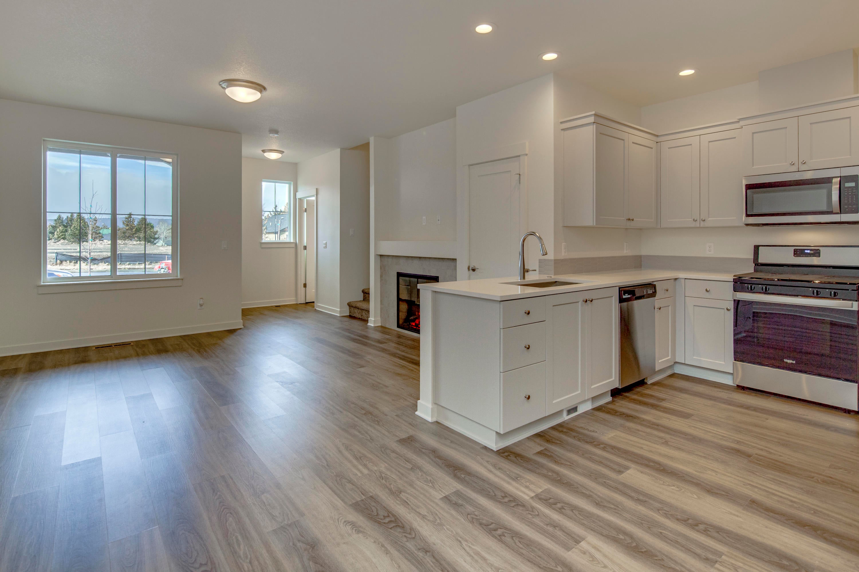 3721 Eagle Road Bend, OR 97701 - Photo 4 of 21 Home will be similar to photo / rendering shown