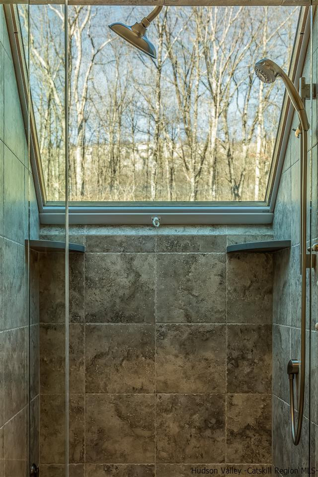 11 Sparkling Ridge Road New Paltz, NY 12561 - Photo 10 of 34 a bathroom with a window