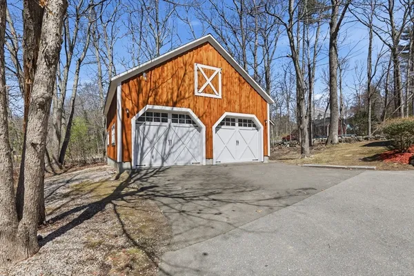 $624,900 | 11 Elwood Road, Derry, NH 03038