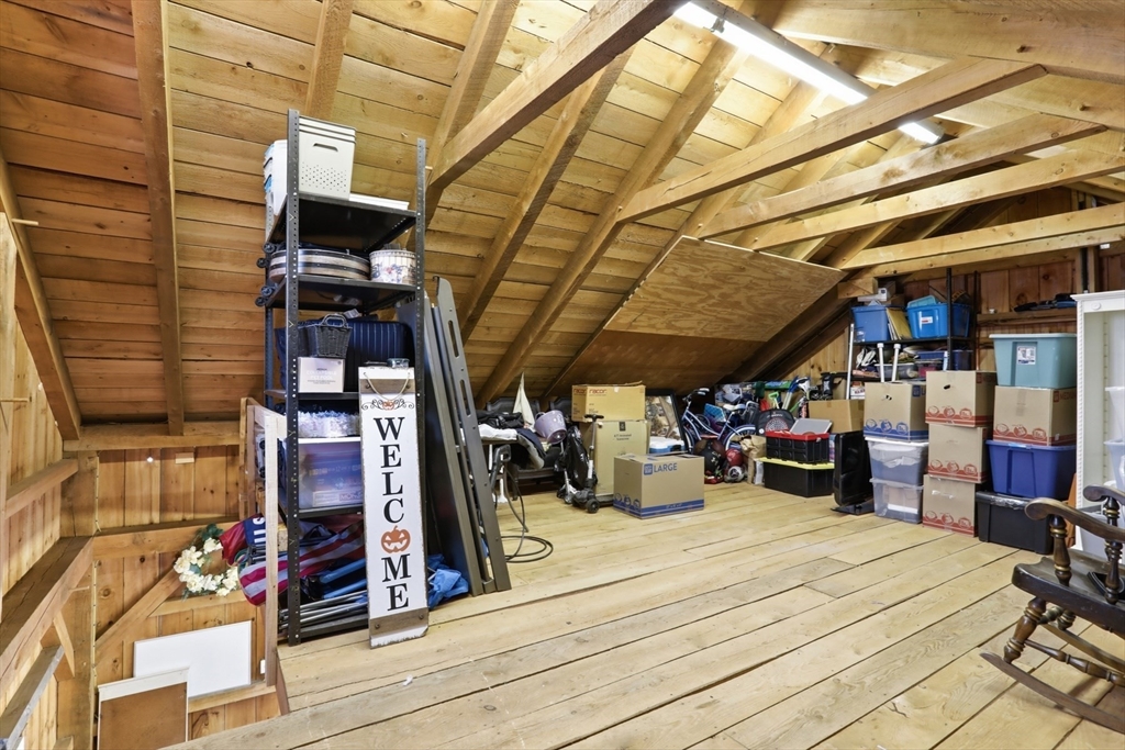 11 Elwood Road Derry, NH 03038 - Photo 29 of 31