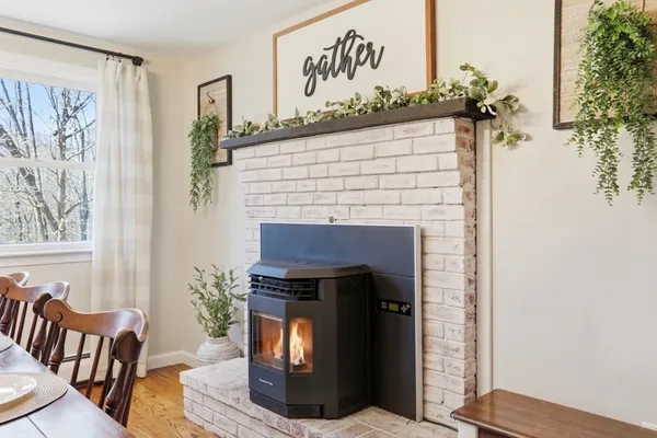 $624,900 | 11 Elwood Road, Derry, NH 03038