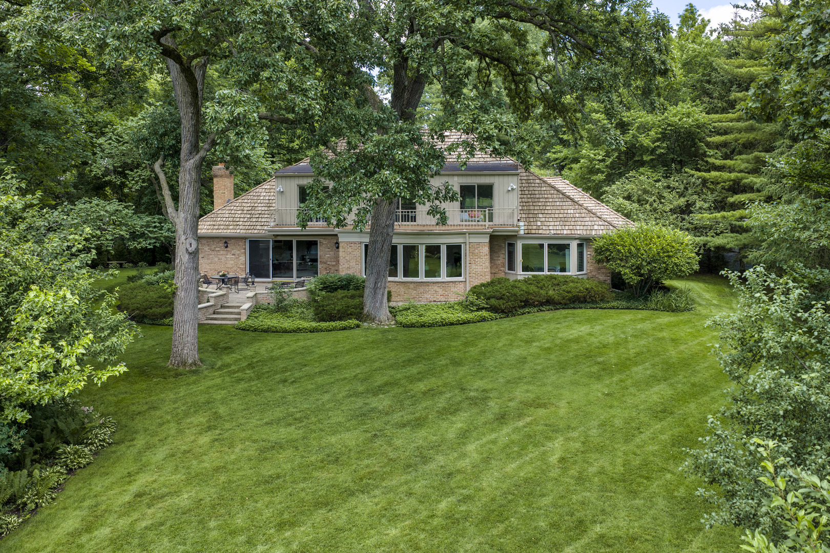 48 Indian Hill Road Winnetka, IL 60093 - Photo 3 of 26