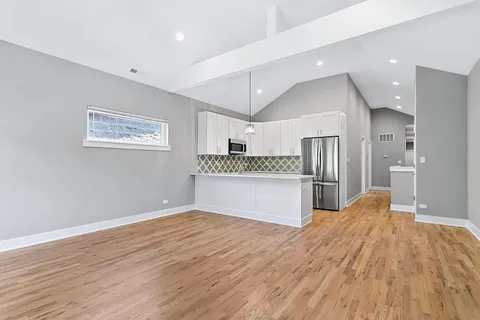 $1,225,000 | 4217 South Indiana Avenue, Chicago, IL 60653